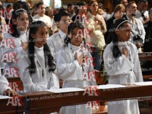 Photography #186350 from Comunión Jesús Sacramentado 1-11-25