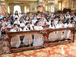 Photography #186398 from Comunión Jesús Sacramentado 1-11-25