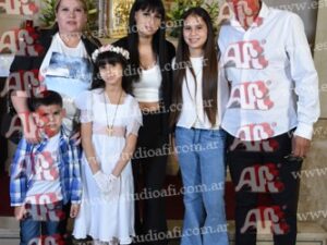 Photography #188169 from Comunión S.V.P. 8-11-25 en Medalla Milagrosa