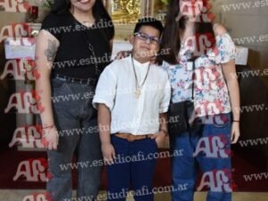 Photography #188175 from Comunión S.V.P. 8-11-25 en Medalla Milagrosa