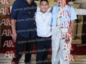 Photography #188257 from Comunión S.V.P. 8-11-25 en Medalla Milagrosa