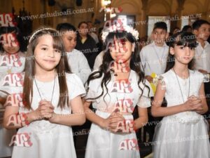 Photography #188321 from Comunión S.V.P. 8-11-25 en Medalla Milagrosa