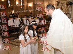 Photography #188383 from Comunión S.V.P. 8-11-25 en Medalla Milagrosa