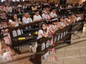 Photography #188393 from Comunión S.V.P. 8-11-25 en Medalla Milagrosa