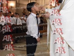 Photography #188417 from Comunión S.V.P. 8-11-25 en Medalla Milagrosa