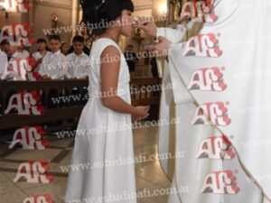 Photography #188421 from Comunión S.V.P. 8-11-25 en Medalla Milagrosa