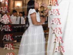 Photography #188485 from Comunión S.V.P. 8-11-25 en Medalla Milagrosa