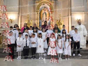 Photography #188539 from Comunión S.V.P. 8-11-25 en Medalla Milagrosa