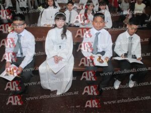 Photography #195185 from Comunión Divina Providencia 5-12-25