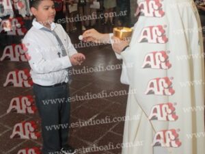 Photography #195263 from Comunión Divina Providencia 5-12-25