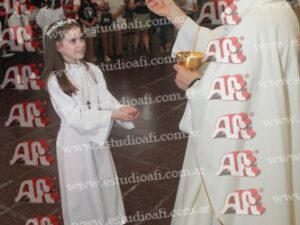 Photography #195273 from Comunión Divina Providencia 5-12-25