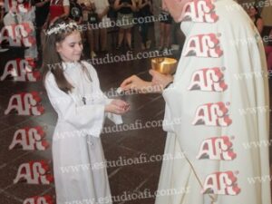 Photography #195275 from Comunión Divina Providencia 5-12-25