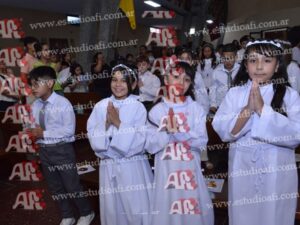 Photography #195385 from Comunión Divina Providencia 5-12-25