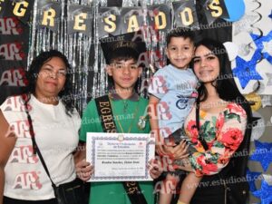 Photography #198436 from Egresados Los Remedios 7mo 16-12-25